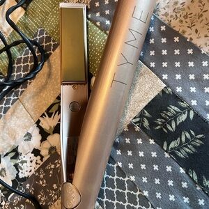 TYME Metallic Gold Hair Styler